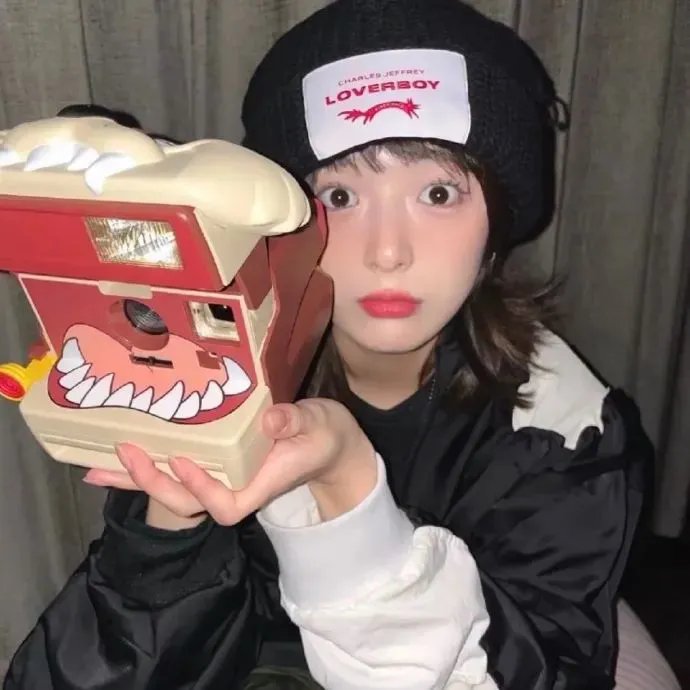 当然是选择原谅她